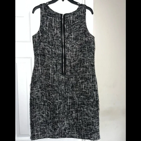 Dana Buchman Black & White Tweed Dress, Size 8 - Picture 2 of 10